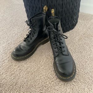 Dr. Martens Boots in great used condition. Size 6